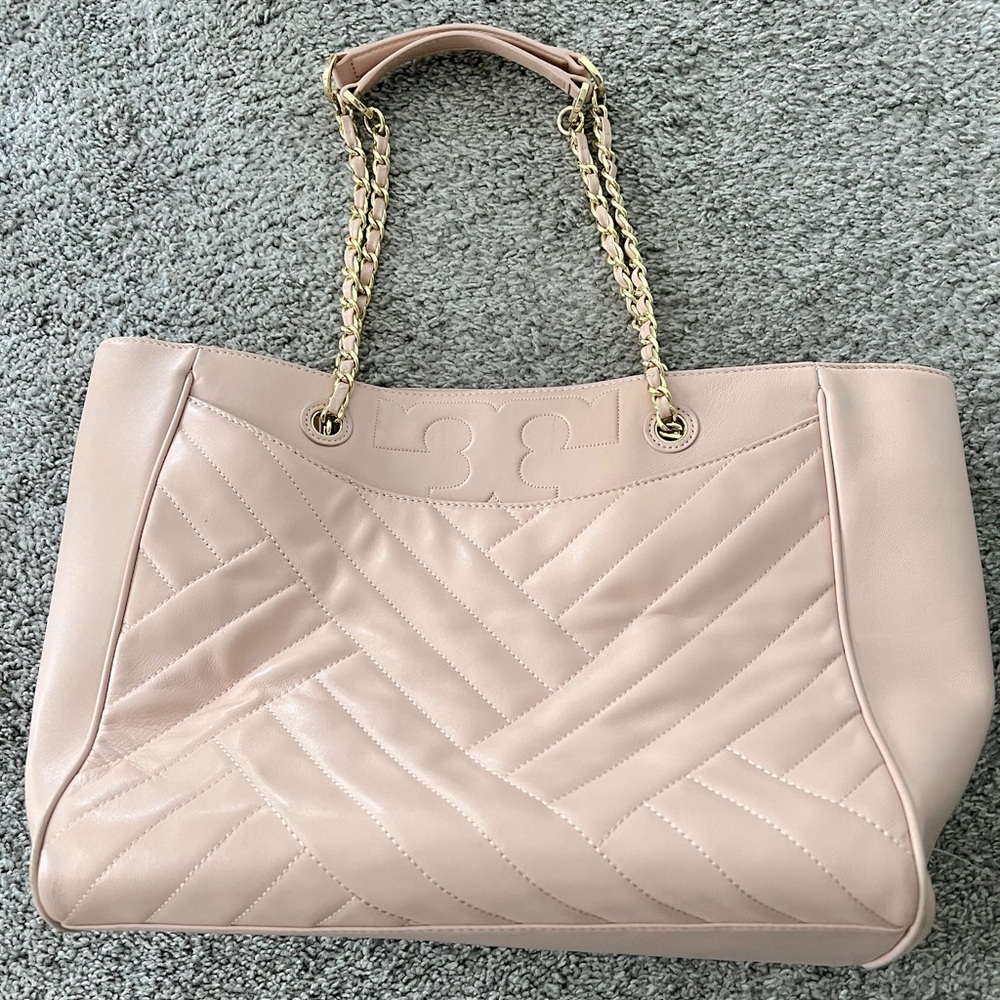 Tory Burch quilted leather tote